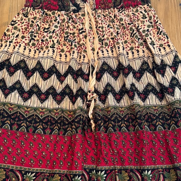 Bohemian Red Patterned Women's Pants - Picture 2 of 8